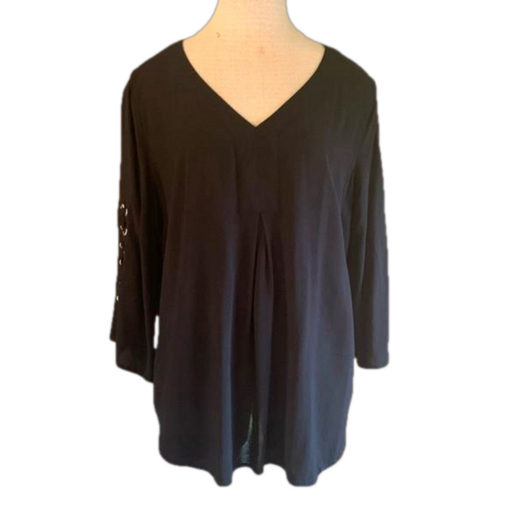 Chico’s sz XL (3) black vneck top with silver grommets on sleeves